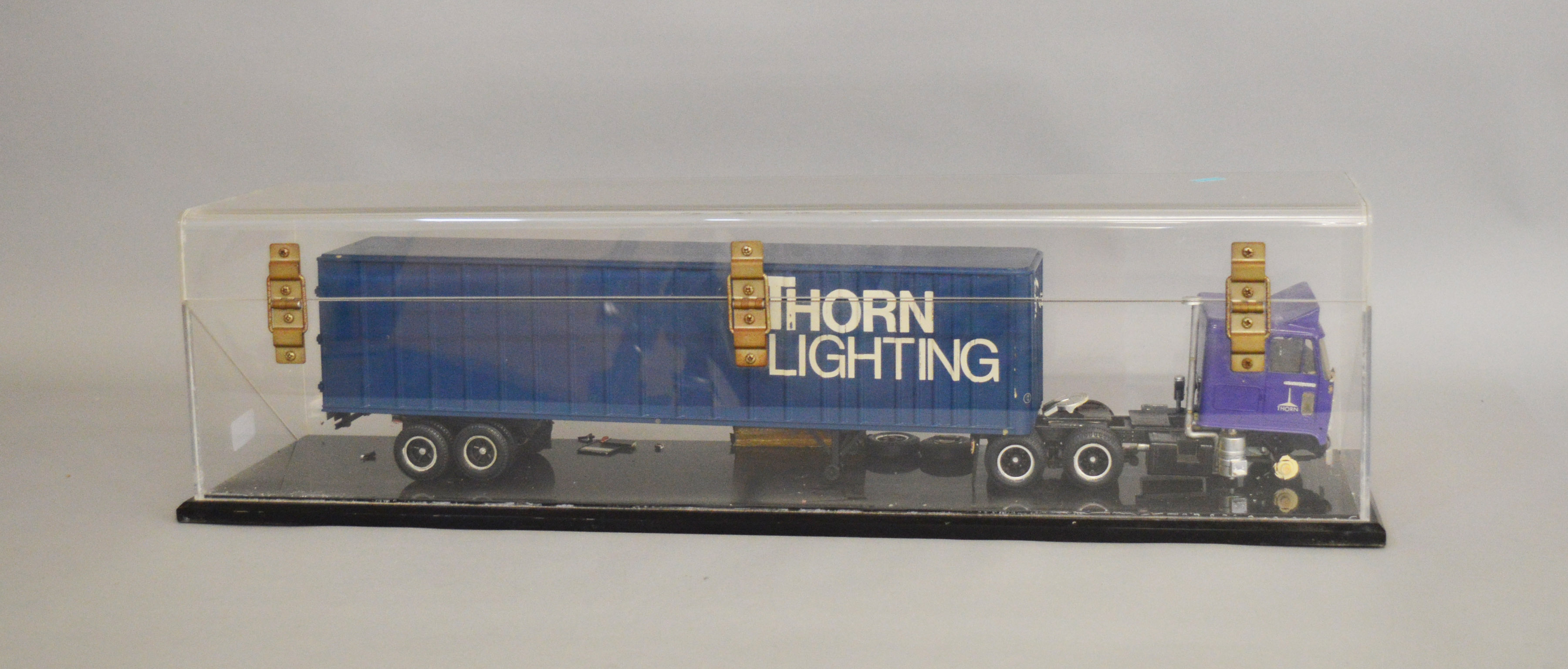 A large plastic model of a Bedford Titan 90 Articulated Delivery Truck in 'Thorn Lighting' livery - Image 2 of 2