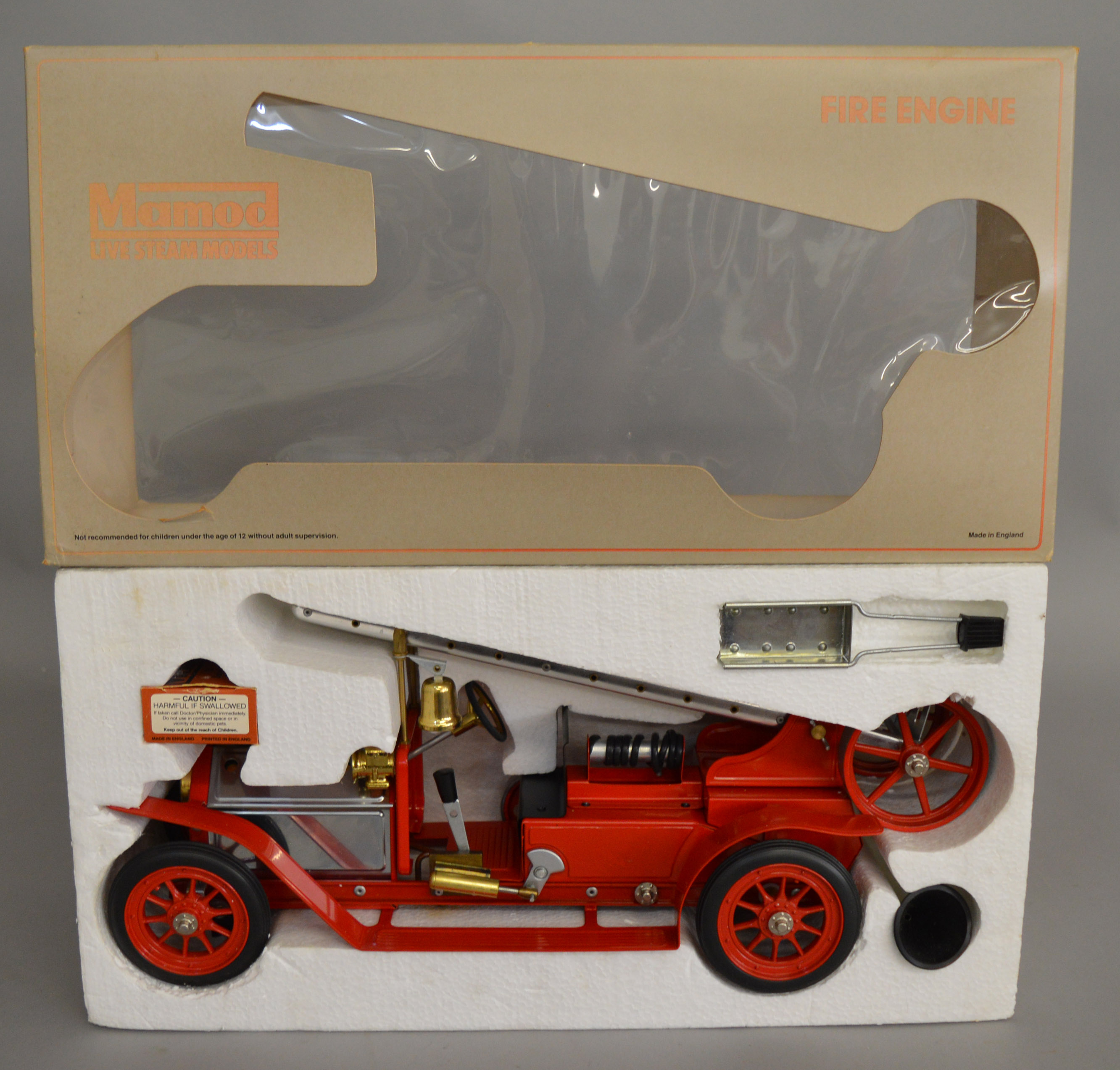 Live Steam. A Mamod FE1 vintage Fire Engine model. The model has not been fired and appears VG