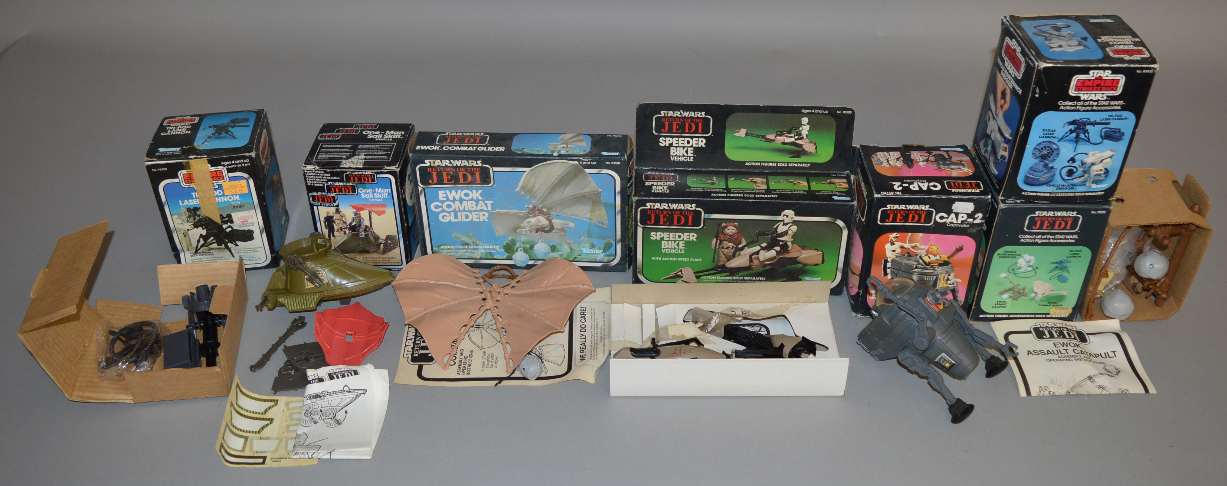 7 Star Wars items; Ewok Assault Catapult, Ewok Combat Glider, CAP-2, Vehicle Maintenance