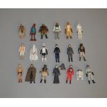 19 Star Wars loose figures which includes; Hammerhead, R2D2, Stormtrooper etc (19).