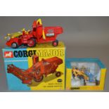 2 boxed Corgi Toys agricultural models, 1111 massey Ferguson '780' Combine Harvester, G+ in G lidded