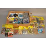 A mixed lot for N and HO/OO Gauge which includes various Trackside accessories many bagged including