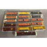 Ex-Shop Stock N gauge Atlas x16 rolling stock (16).