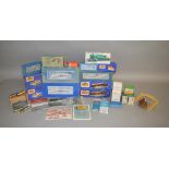 OO Gauge. A very good quantity of Hornby Dublo Accessories, mostly boxed, including D1