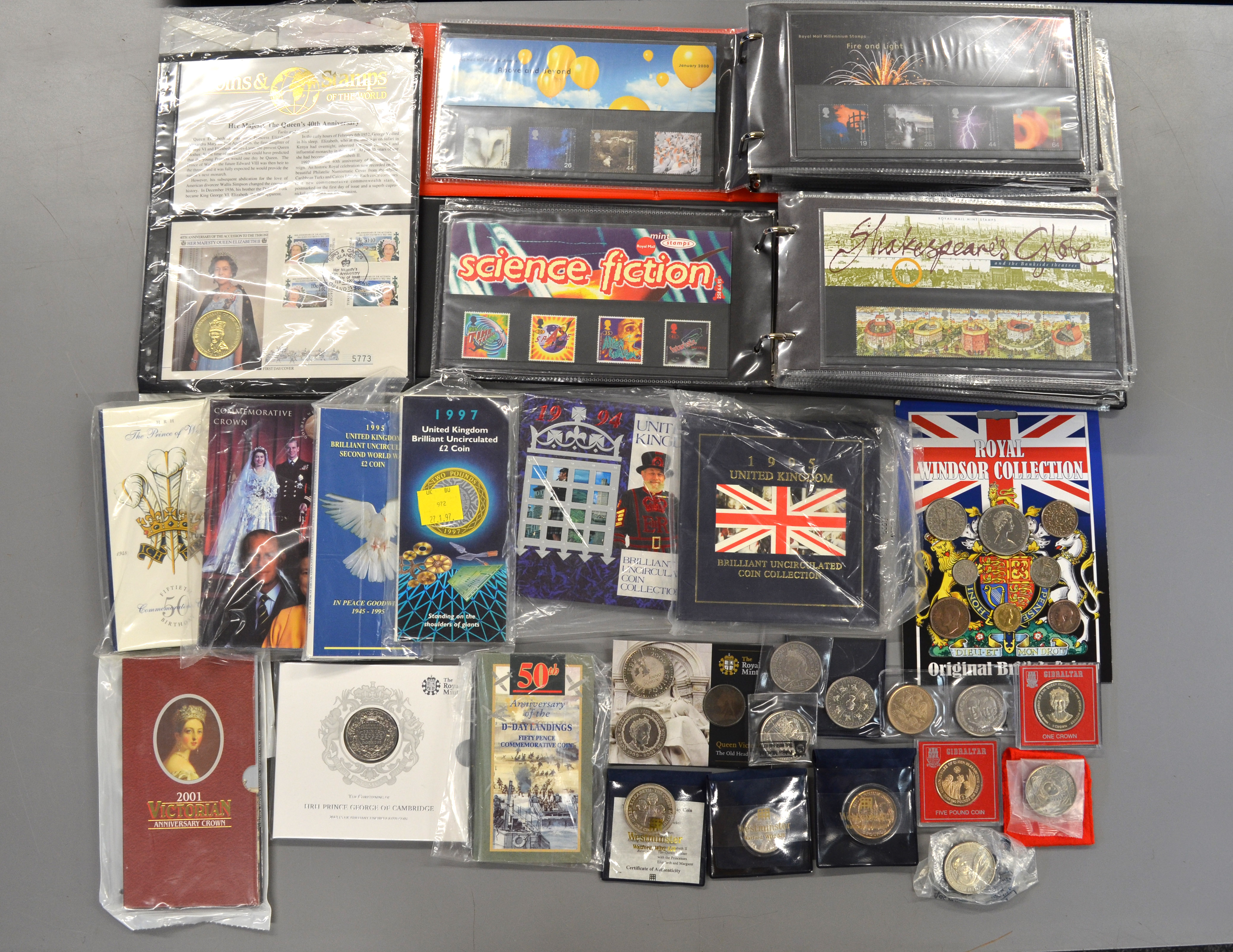 A quantity to include approx sixty two presentation packs (1995-2002), 1994 & 1995 Royal Mint