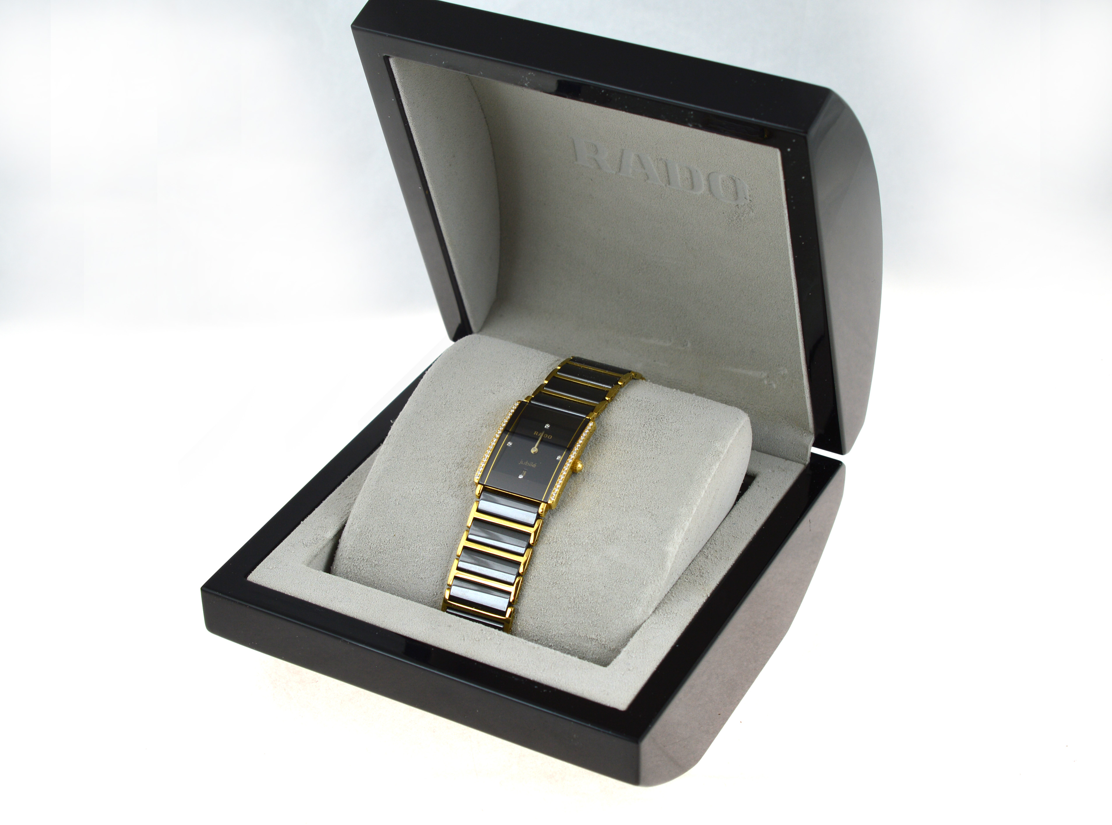 RADO - A gents Rado Jubile Diastar diamond set ceramic & titanium gents quartz wristwatch, dated - Image 4 of 4