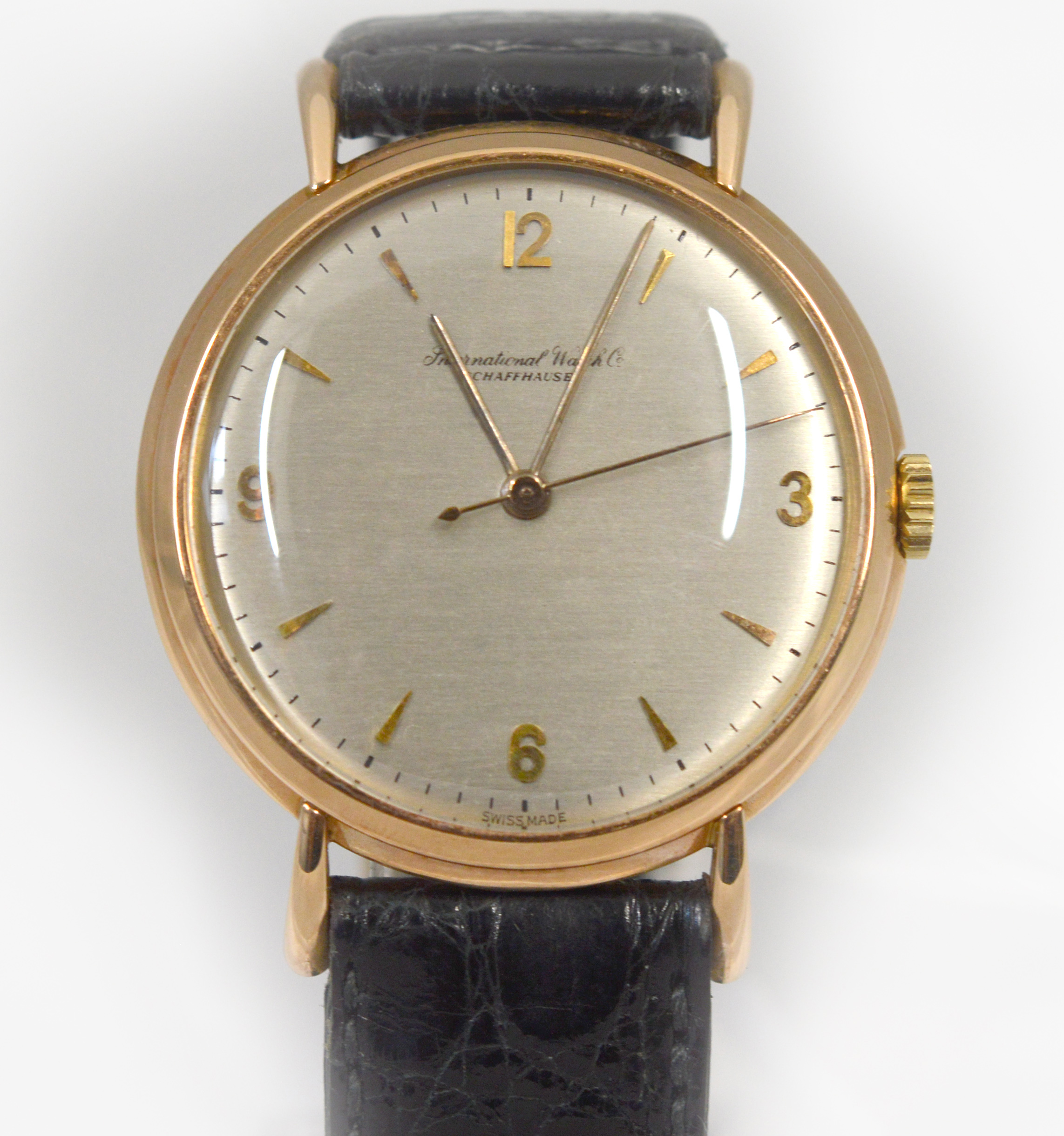 INTERNATIONAL WATCH CO - A rare circa late 1940's gents 18ct gold International Watch Co