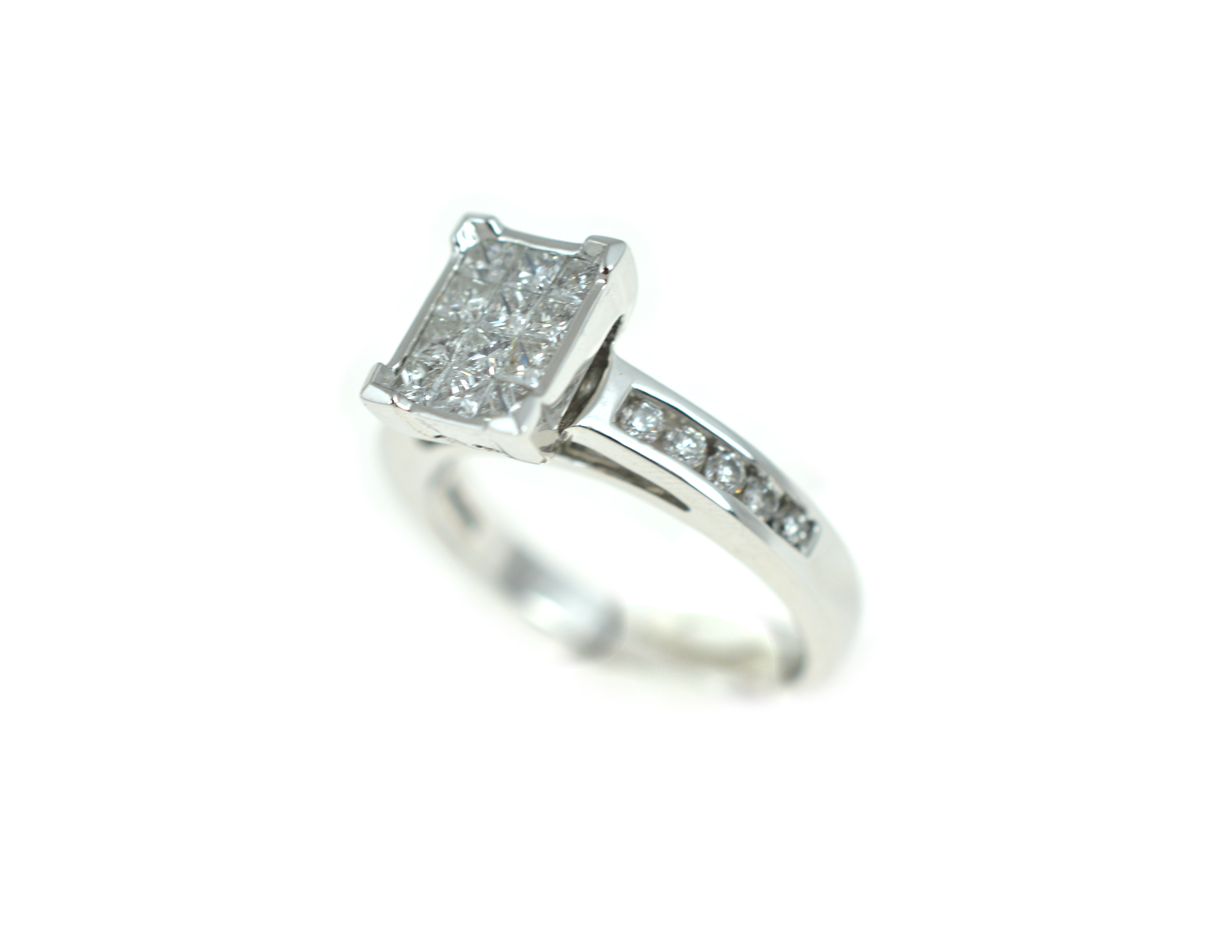 An 18ct H/M diamond ring, estimated total diamond weight 0.75cts, approx colour H/I & clarity SI, - Image 2 of 2