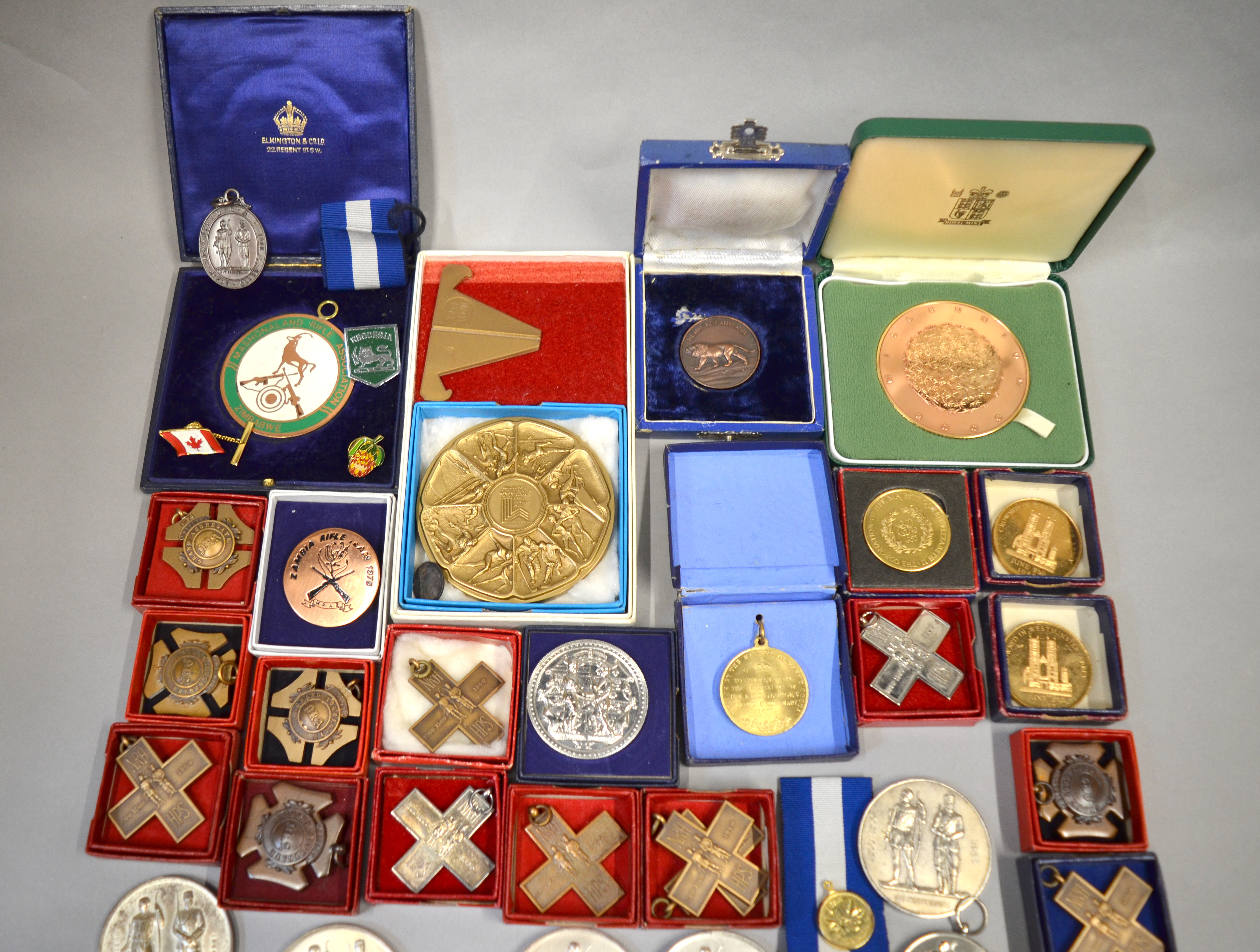 A large quantity of National Rifle Association medals/medallions (28) together with other - Image 2 of 2