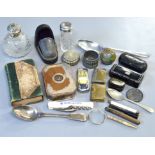 A boxed quantity to include papier mache snuff box, 'Just A Thimble Full', silver topped jar &