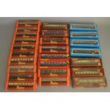 OO Gauge. 25 boxed Coaches by Hornby, Airifx and GMR including 2 x Hornby R.233 Pullman Coach