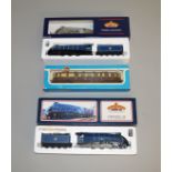 OO Gauge. 2 boxed Bachmann  31-954 Class A4 Locomotives '60007' Sir Nigel Gresley BR blue,