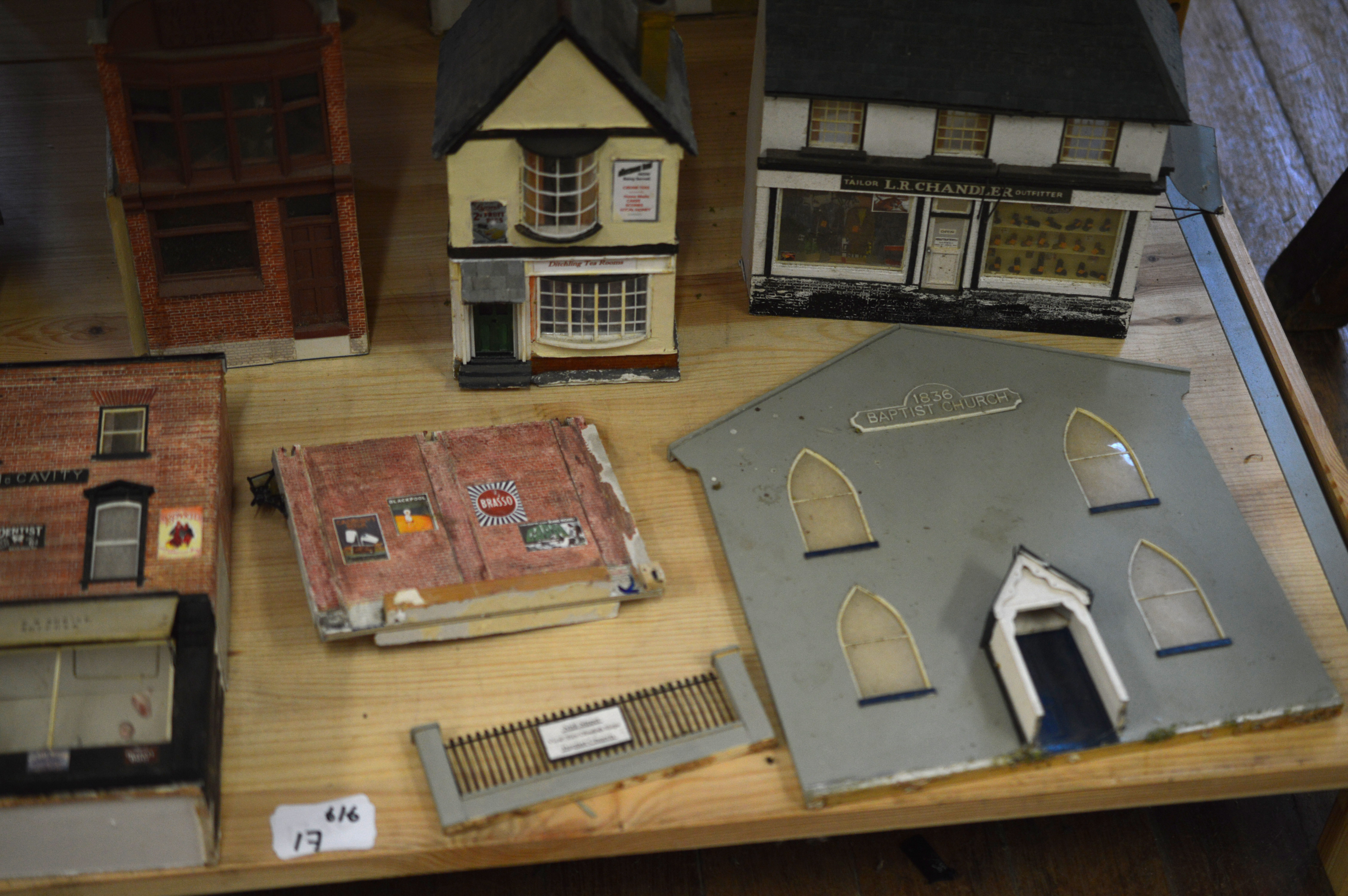 OO Gauge. 24 Trackside Buildings, mostly shops and houses, including Public Houses, Newsagent, - Image 9 of 10