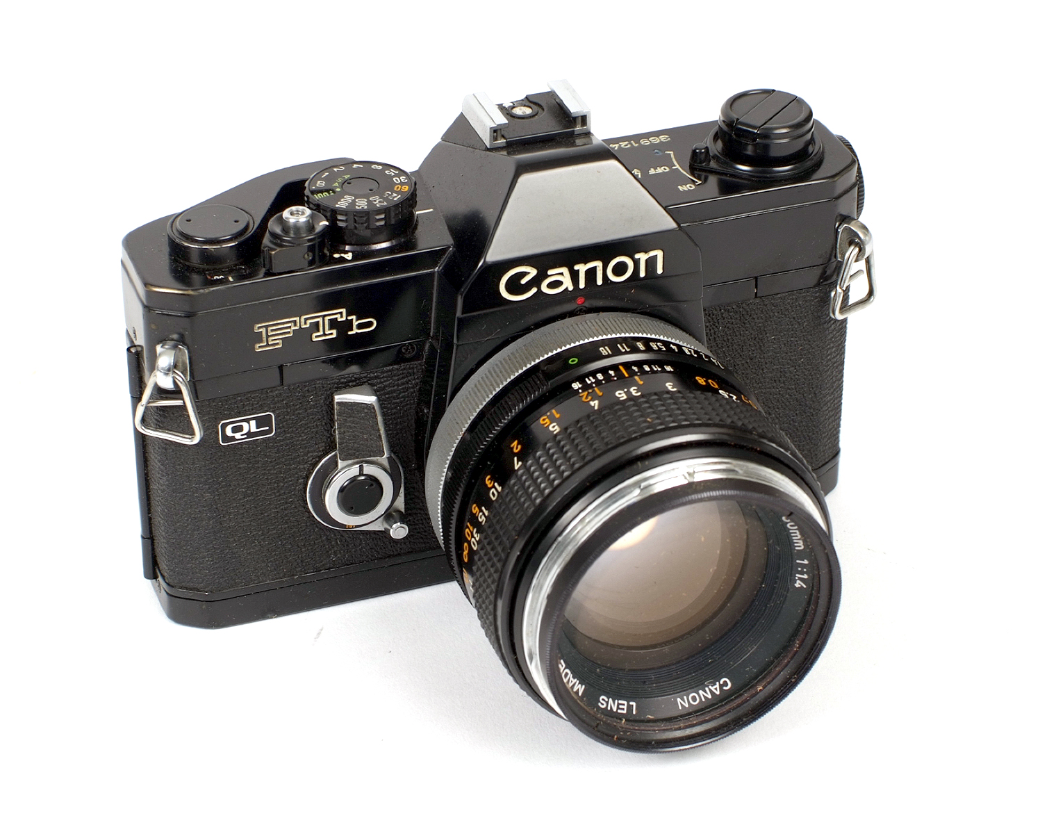 Black Canon FTb QL 4-Lens Outfit. Comprising body #369124 with FD 50mm f1.4 lens (condition 5F) & - Image 2 of 3