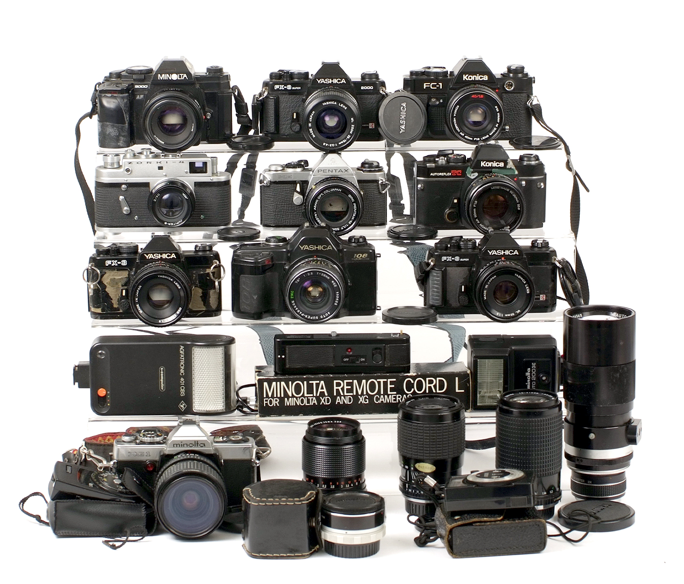 Box of Approx 10 35mm SLR & Other Cameras. To include Pentax ME, Minolta 9000AF (rough) with 50mm