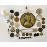 Quantity of miscellaneous items including bronze plaque, military badges, buttons etc.