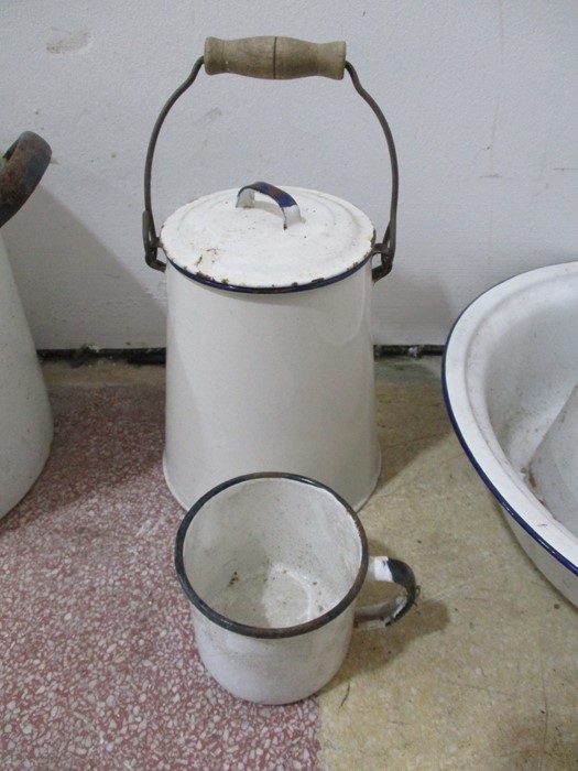 A small collection of enamelled ware along with an Esso jug and a stoneware flagon - Image 6 of 7