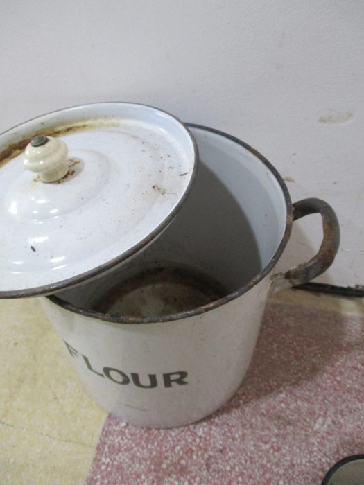 A small collection of enamelled ware along with an Esso jug and a stoneware flagon - Image 4 of 7