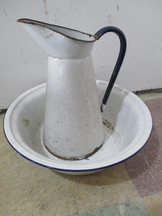 A small collection of enamelled ware along with an Esso jug and a stoneware flagon - Image 5 of 7