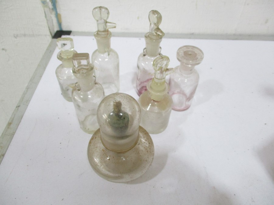 Part set of Weiss surgical instruments and small chemist bottles - Image 4 of 4