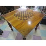 A pine games table