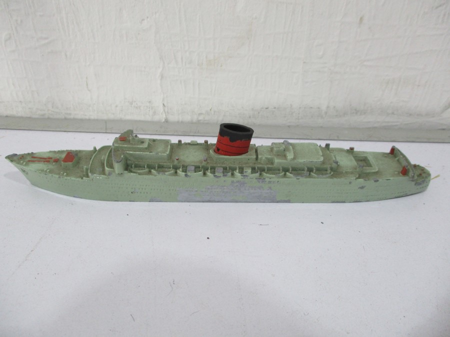 A collection of die cast ships including Minic, Triang and Matchbox - Image 11 of 16