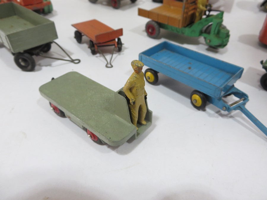 A collection of dinky toys and supertoys including Heavy Tractor, Blaw Knox Bulldozer, Muir-Hill - Image 12 of 15