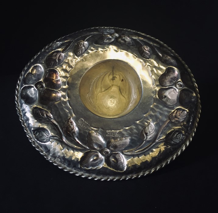 A Stirling silver Mexican sombrero, diameter 11cm. Weight 53.9g - Image 2 of 3