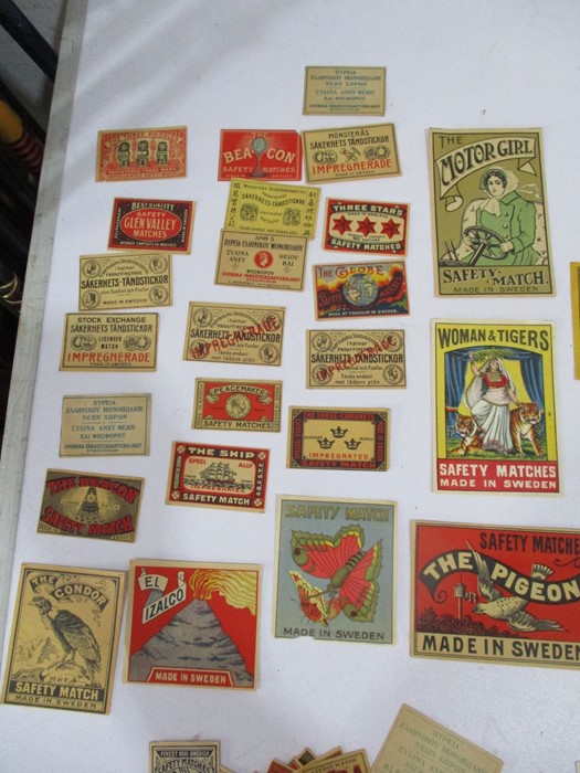 A collection of cigarette "silks" along with vintage decorative matchbox covers - Image 17 of 21