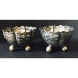 A pair of Sterling silver bowls. Weight 239.7g