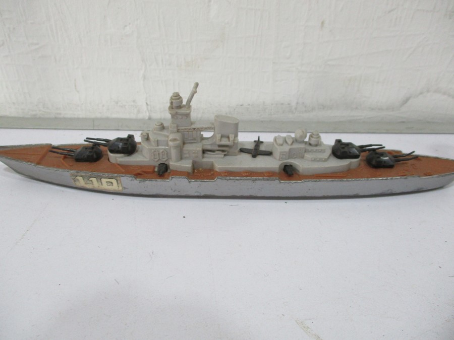 A collection of die cast ships including Minic, Triang and Matchbox - Image 14 of 16