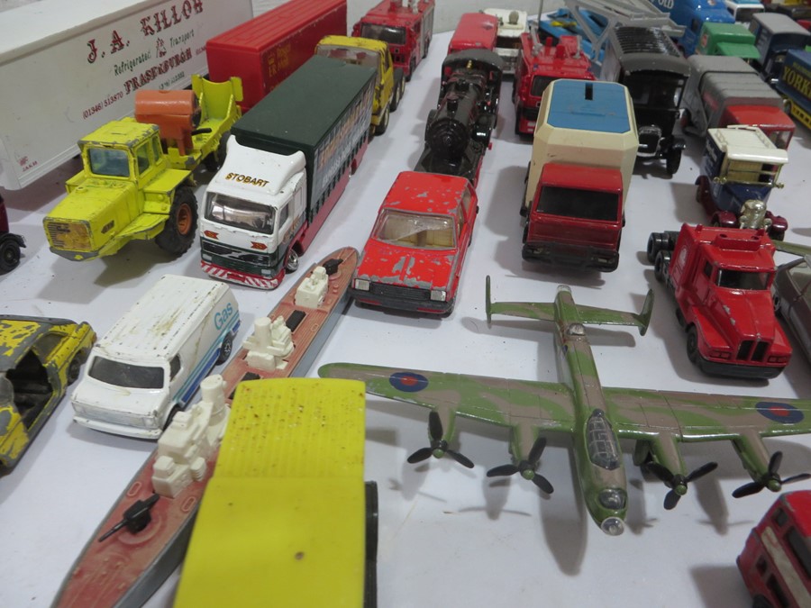 A collection of various diecast vehicles including Corgi, Tonka etc - Image 20 of 32