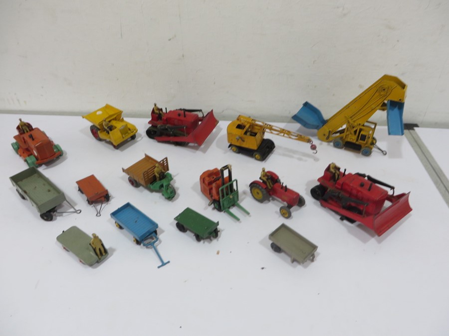 A collection of dinky toys and supertoys including Heavy Tractor, Blaw Knox Bulldozer, Muir-Hill - Image 15 of 15