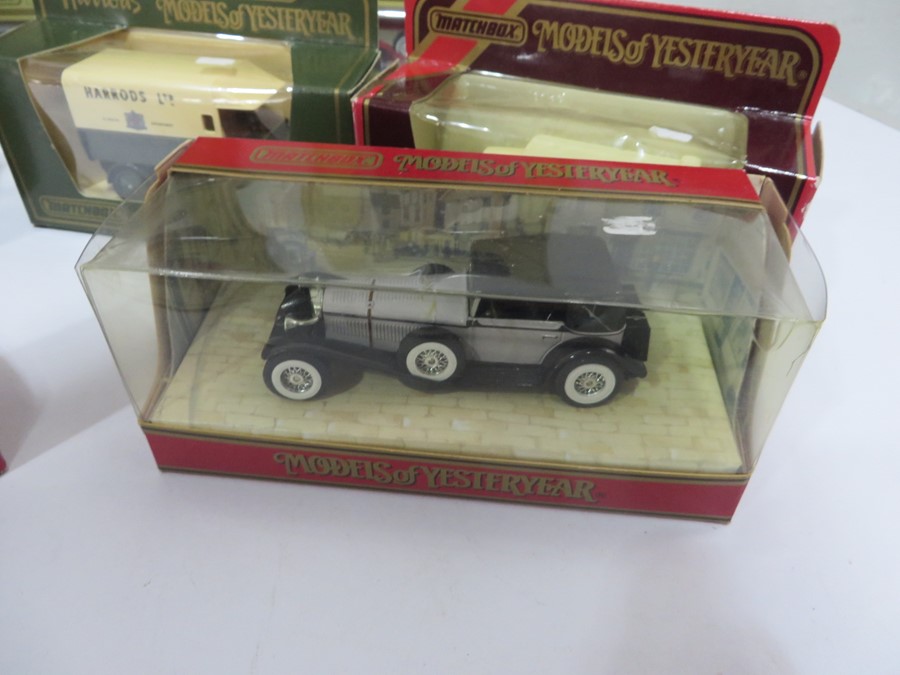 A collection of boxed Models of Yesteryear diecast cars - Image 11 of 15