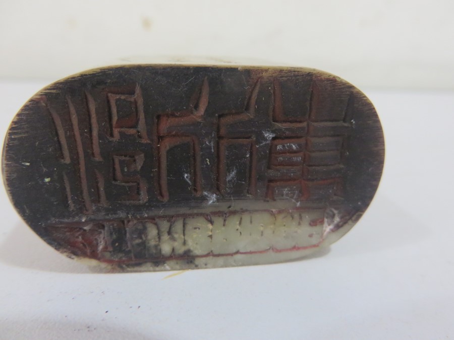 A Chinese inscribed soapstone seal with a figure of buddah - Approx 7.8cm height - Image 12 of 13