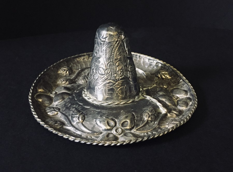 A Stirling silver Mexican sombrero, diameter 11cm. Weight 53.9g - Image 3 of 3
