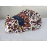 An Imari patterned figure of a cat