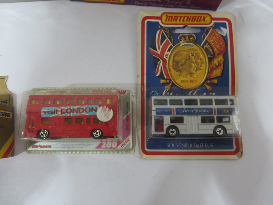 A collection of 8 boxed diecast buses including Dinky, Corgi and Matchbox - Image 6 of 7