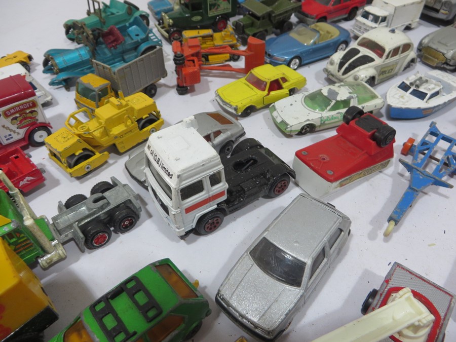 A collection of various diecast vehicles including Corgi, Tonka etc - Image 9 of 32