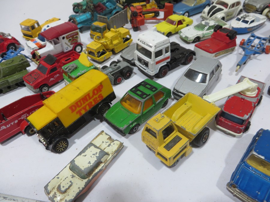 A collection of various diecast vehicles including Corgi, Tonka etc - Image 10 of 32