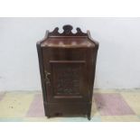 An Edwardian small pot cupboard