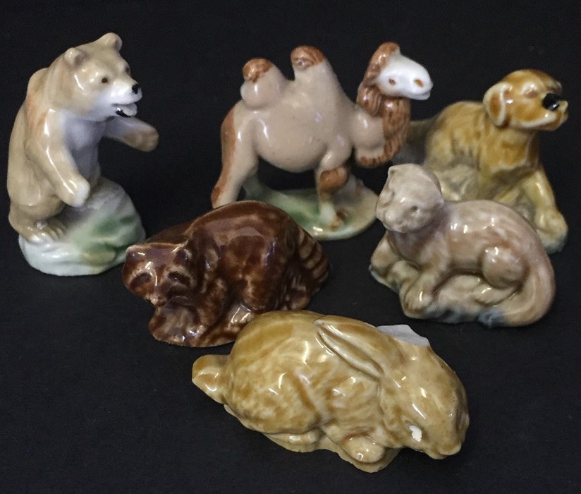 A collection of Wade Whimsies, Satsuma, Doulton etc. - Image 2 of 4
