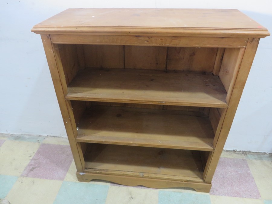 A set of pine freestanding shelves