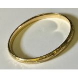 A 9ct gold bracelet . Weight 7.5g