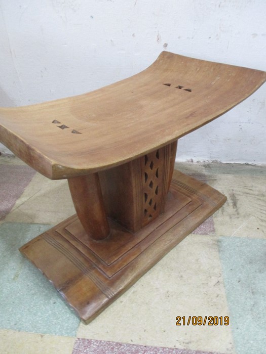 An Ashanti stool - Image 3 of 4