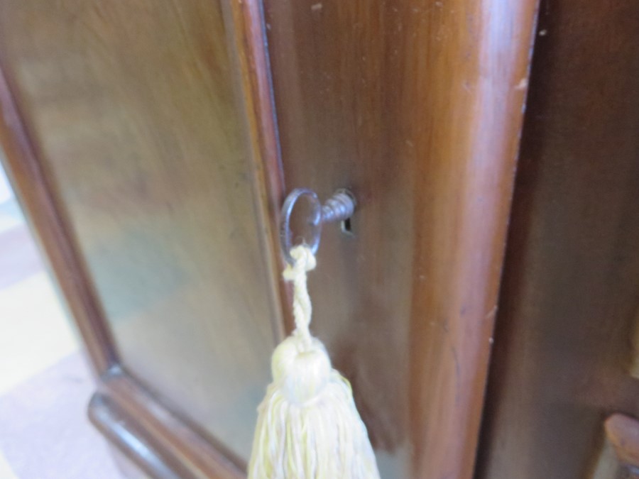 A Victorian sideboard/dresser base with two cupboard and three drawers - two keys in office - Image 11 of 12