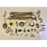 A collection of silver and other jewellery