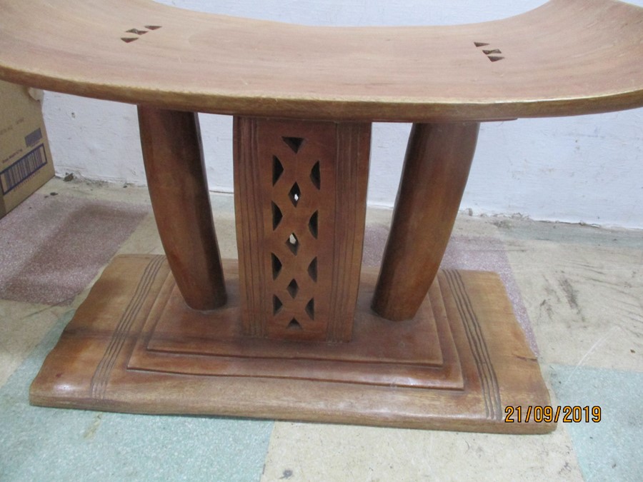 An Ashanti stool - Image 4 of 4