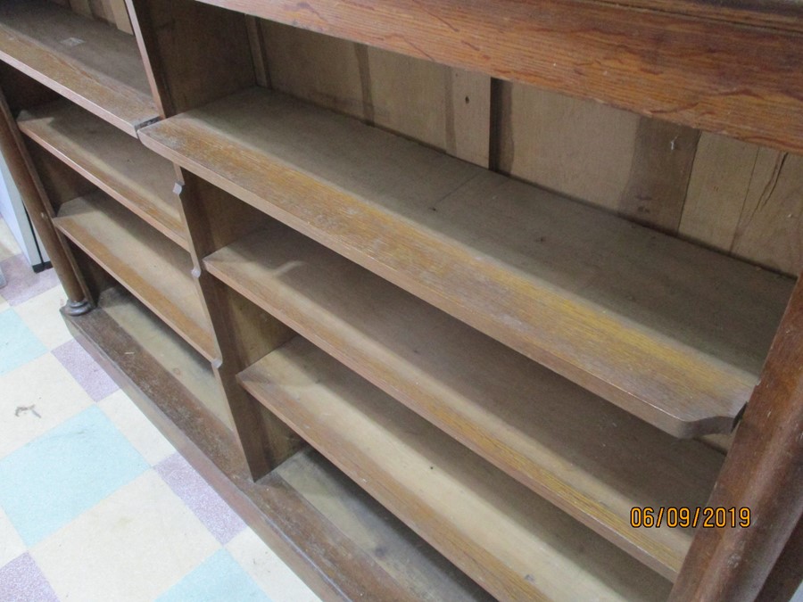 A Victorian oak freestanding bookcase with column design - approx 190cm wide - Image 5 of 5