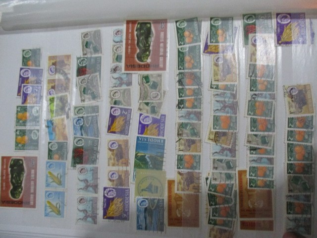 An album of worldwide stamps - Image 34 of 47